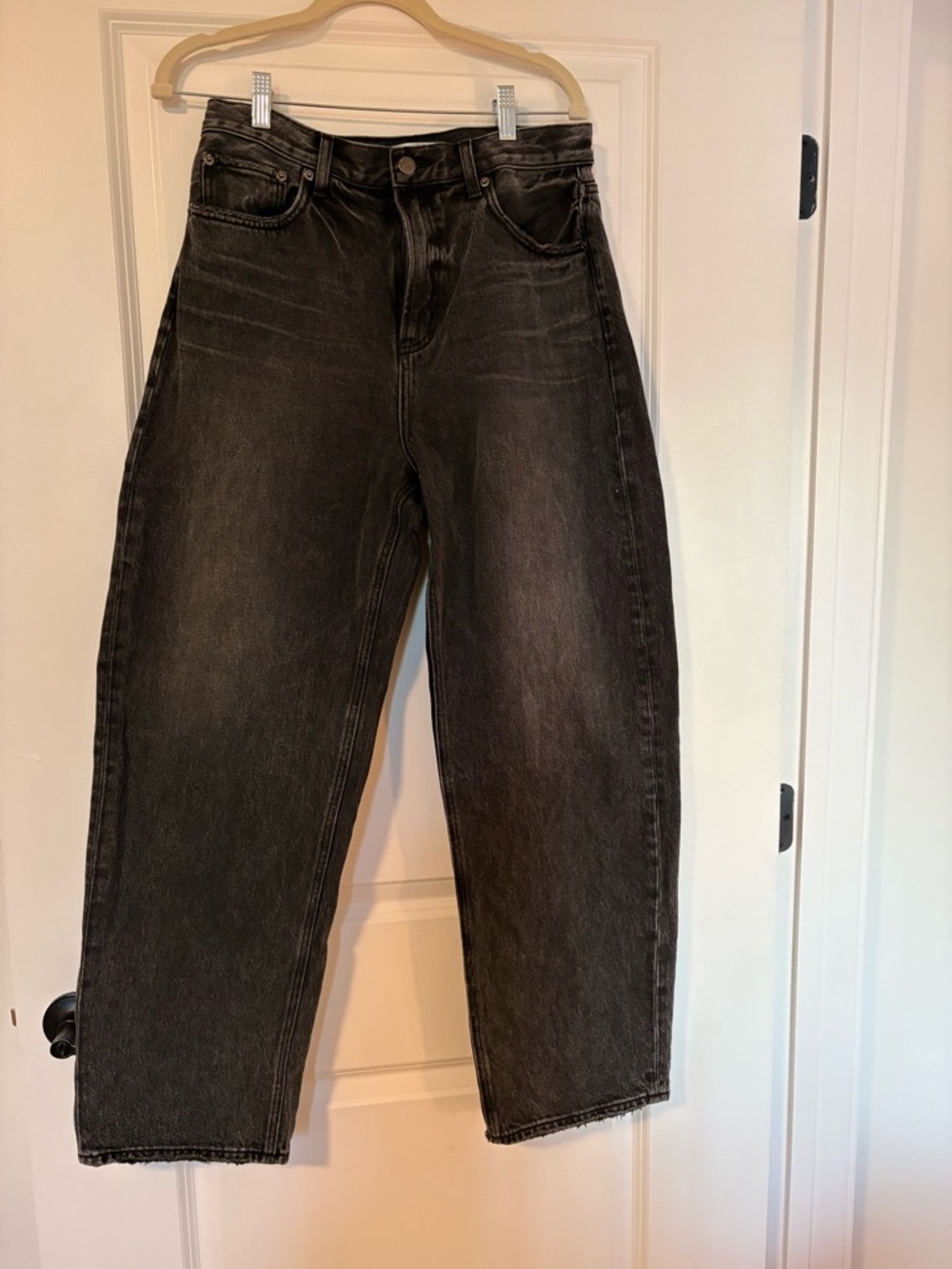 High-Rise Barrel Leg Women’s Jeans - Black